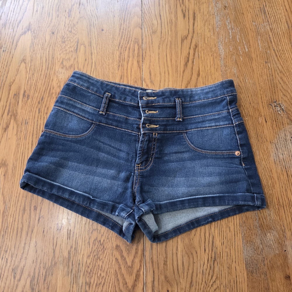 No Boundaries Blue Jean Shorts Distressed Cut-Off Style Size 11. FFCP